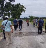 Baru Sebulan Diaspal, Jalan Desa Ngampal Rusak Parah, Inspektorat Turun Tangan