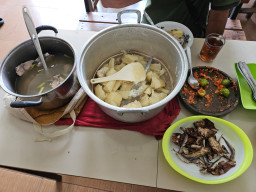 Obi Kolop dan Jukok Kella Pendeng, Cita Rasa Bawean yang Mengikat Rindu Perantau