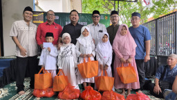 Ramadan Penuh Berkah, PWI Gresik Bersama Bupati dan Baznas Santuni 43 Anak Yatim