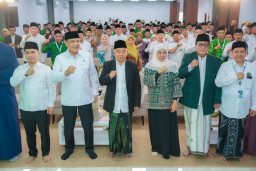 Gubernur Khofifah Hadiri Rakernas Pergunu dan JKSN Bersama Menko Polkam