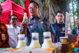 Wabup Alif Pastikan Harga Stabil dan Pangan di Gresik Aman Jelang Ramadan