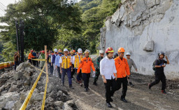 Wagub Emil Wagub Emil Pastikan Pemulihan Jalur di Jalur Nasional Trenggalek–Ponorogo