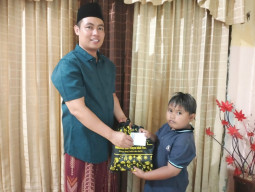 Ringankan Beban Sesama, MMD Sampang Salurkan Bantuan Sembako bagi Lansia Dan Anak Yatim