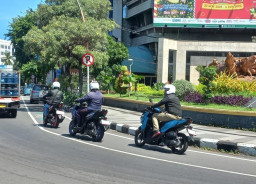 Tips #Cari_Aman Berkendara Saat Puasa: Jaga Fokus dan Kelola Emosi di Jalan
