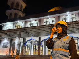 Jaga Terang di Hari Kemenangan, Cerita Petugas PLN Amankan Keandalan Listrik di Momen Idulfitri