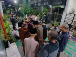 Warga RT 04 RW 02 Ngargosari Kebomas Gresik Gelar Halal Bihalal, Pererat Silaturahmi Pasca Idul Fitri