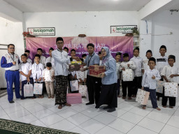 Semangat Ramadan, Karyawan MPM Honda Jatim Salurkan Donasi dan Edukasi ke Panti Asuhan