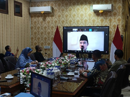 Redam Kepanikan Warganya, Bupati Jember Jamin Stok BBM Aman