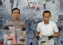 Edarkan SS Pakai Platform Digital, Dua Pelaku Diamankan Satreskoba Polres Madiun