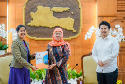 Khofifah Pastikan Jatim Siap Perkuat Kolaborasi Kembangkan Energi Terbarukan