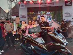 Antusias Konsumen Warnai Pengundian UKH di Blitar, Honda PCX160 Jadi Hadiah Utama