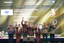 Borong Penghargaan di TOP BUMD Awards 2026, Bupati Bojonegoro Ikut Sabet Gelar Bergengsi