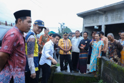 Tinjau Pelebaran Jalan di Malang, Wagub Emil Pastikan Proyek Tepat Waktu dan Serap Aspirasi Warga