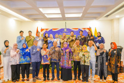 Khofifah Dorong IKA UNAIR Lampung Perkuat Peran Strategis Alumni dan Kontribusi Nyata bagi Pembangunan Berkelanjutan