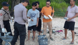 Puluhan Paket Diduga Kokain Ditemukan di Pantai Sumenep