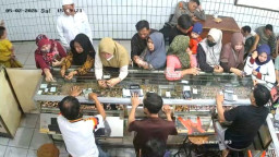 Pencurian Gelang di Toko Emas Terpantau CCTV, Polres Pamekasan Lakukan Penyelidikan