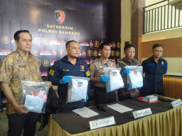 Polres Sampang Tahan 12 Dari 27 Terduga Pelaku Pencabulan Terhadap Anak di Bawah Umur 
