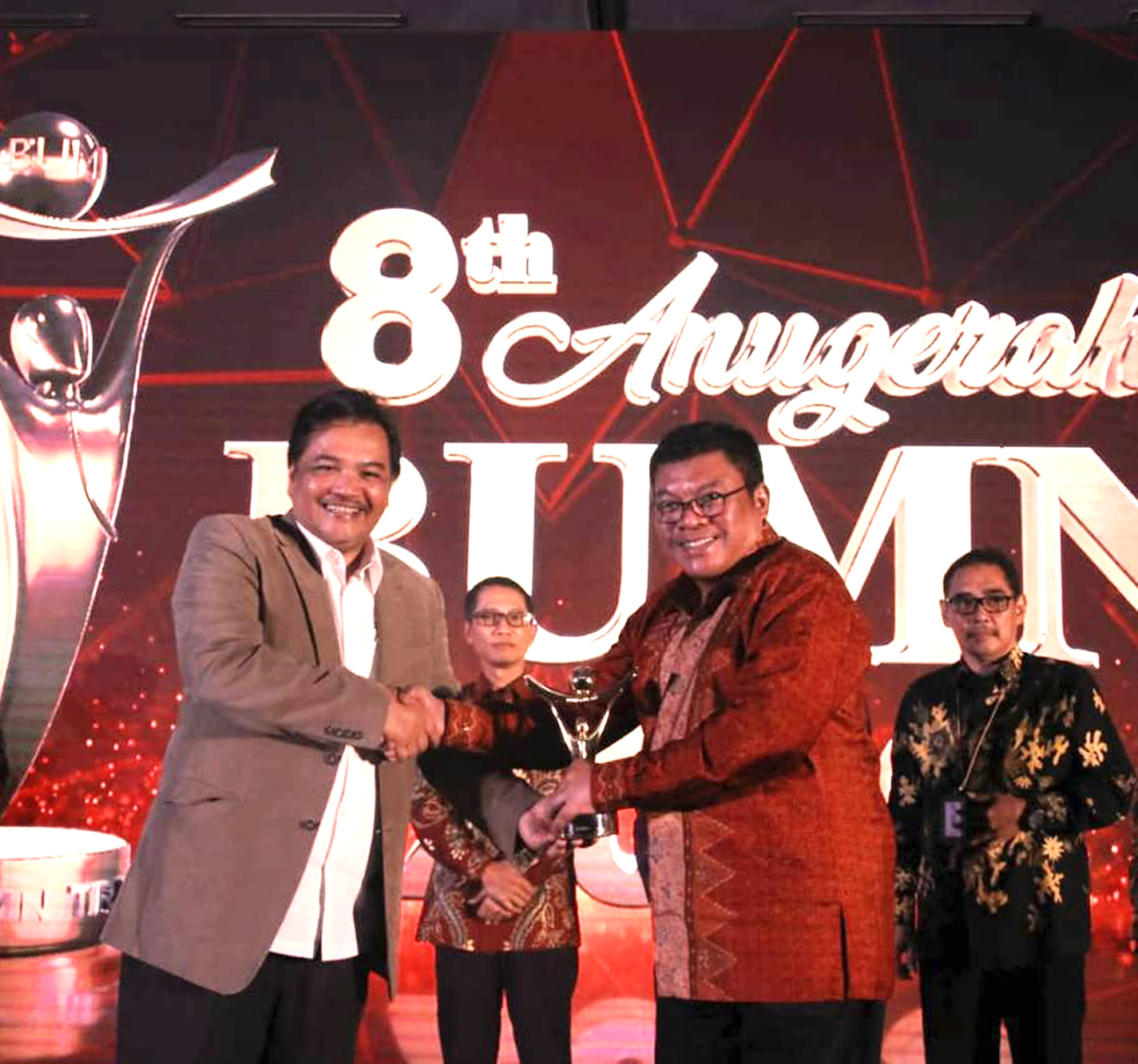 PG Terima Penghargaan Inovasi Teknologi BUMN