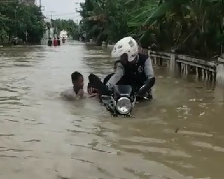 Banjir di Empat Kecamatan, Ribuan Rumah dan Persawahan Terendam