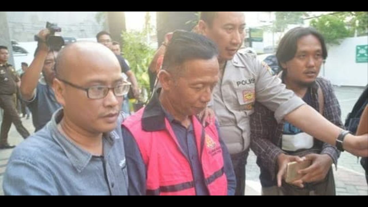 Ditetapkan Tersangka Korupsi Jasmas, Anggota DPRD Kota Surabaya Langsung Ditahan