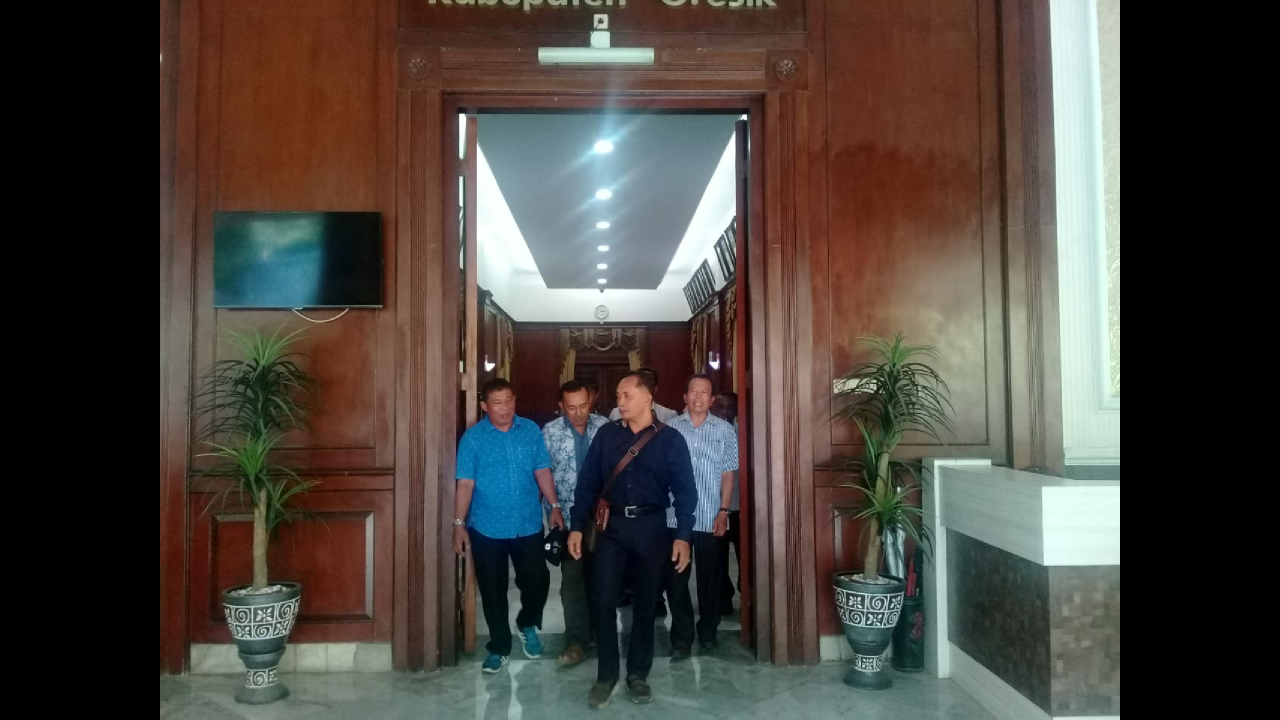 Wadul ke DPRD, Warga Kembangan Minta Penambahan Jumlah TPS