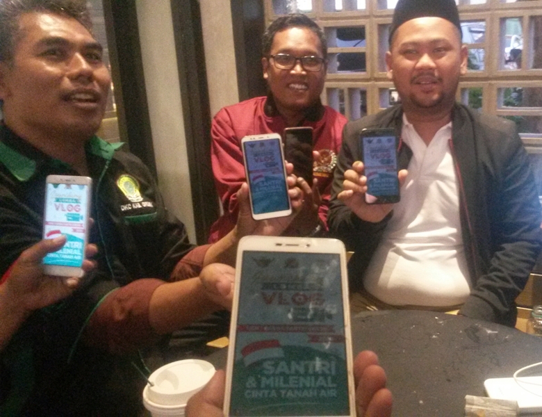 Cegah Radikalisasi, Garda Bangsa Gresik Ajak Santri dan Milenial Lakukan Kegiatan Positif