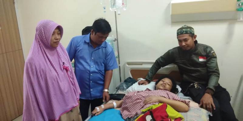 Kondisi Belum Stabil, Perempuan Penderita Kanker Payudara Asal Bawean Tunggu Jadwal Operasi