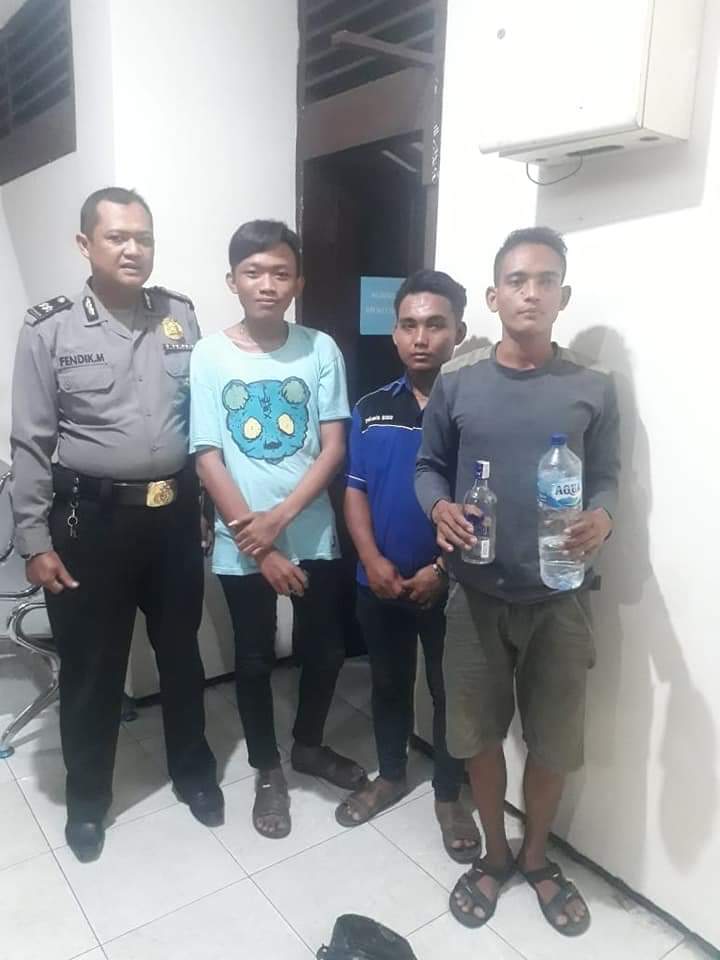 Pesta Miras di Kos-Kosan Bambe, Enam Remaja Diciduk Polisi