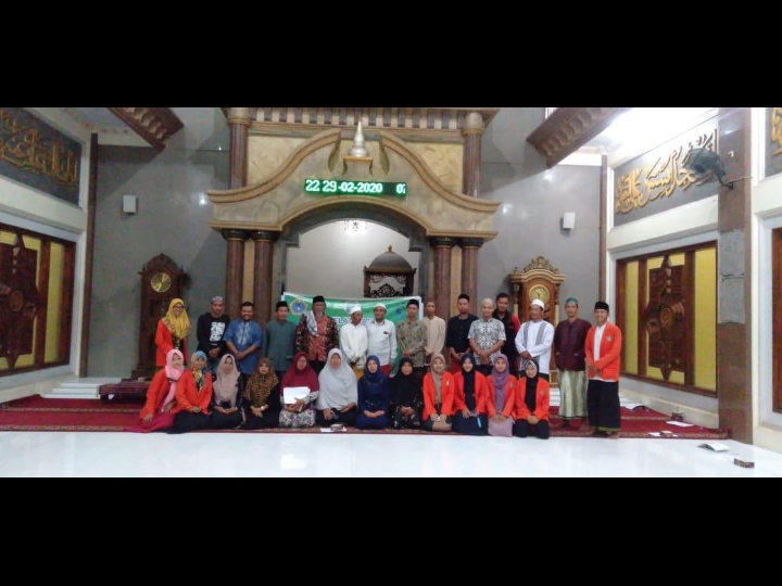 Gandeng MUI, Mahasiswa KKN dari STIT Raden Santri Gresik Sosialisasi Penanganan Jenazah