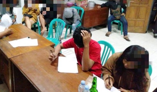 Malam Valentine, Satpol PP Garuk 9 Muda-Mudi