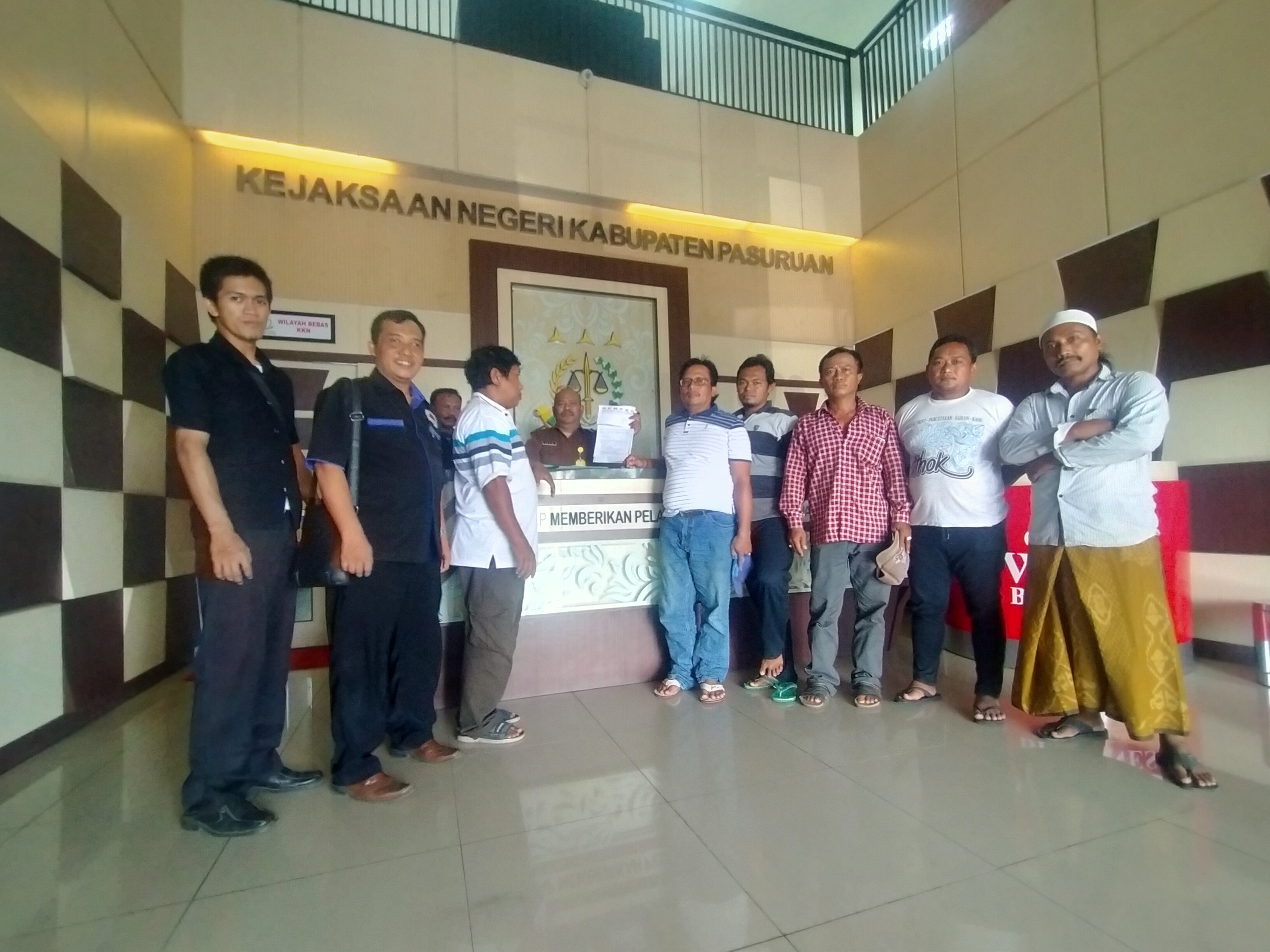 Dua Proyek Tak Sesuai RAB, Warga Candibinangun Laporkan Kades dan Perangkat Desa