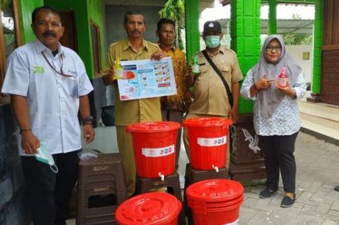Pertamina EP Cepu Bantu APD dan Alat Cuci Tangan