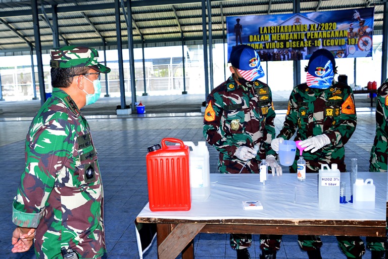 Taruna AAL Produksi Hand Sanitizer dan Cairan Disinfektan
