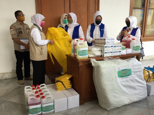 Pemprov Jatim Terima Bantuan APD dari Iwapi