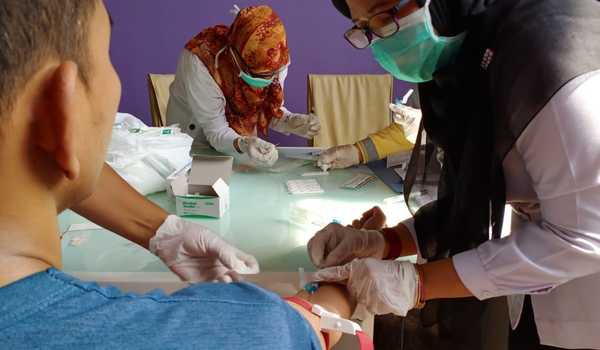 Pertamina Asset 4 Bantu APD dan Disinfektan