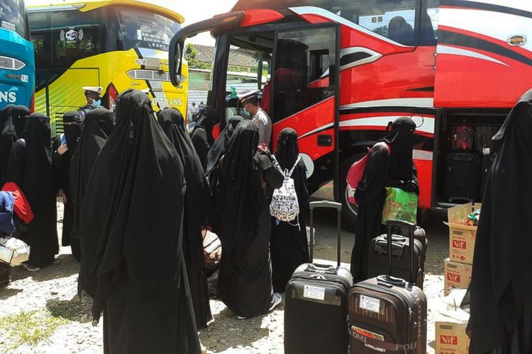 Senin Malam 151 Santri Asal Malaysia Dipulangkan Kedubes Malaysia