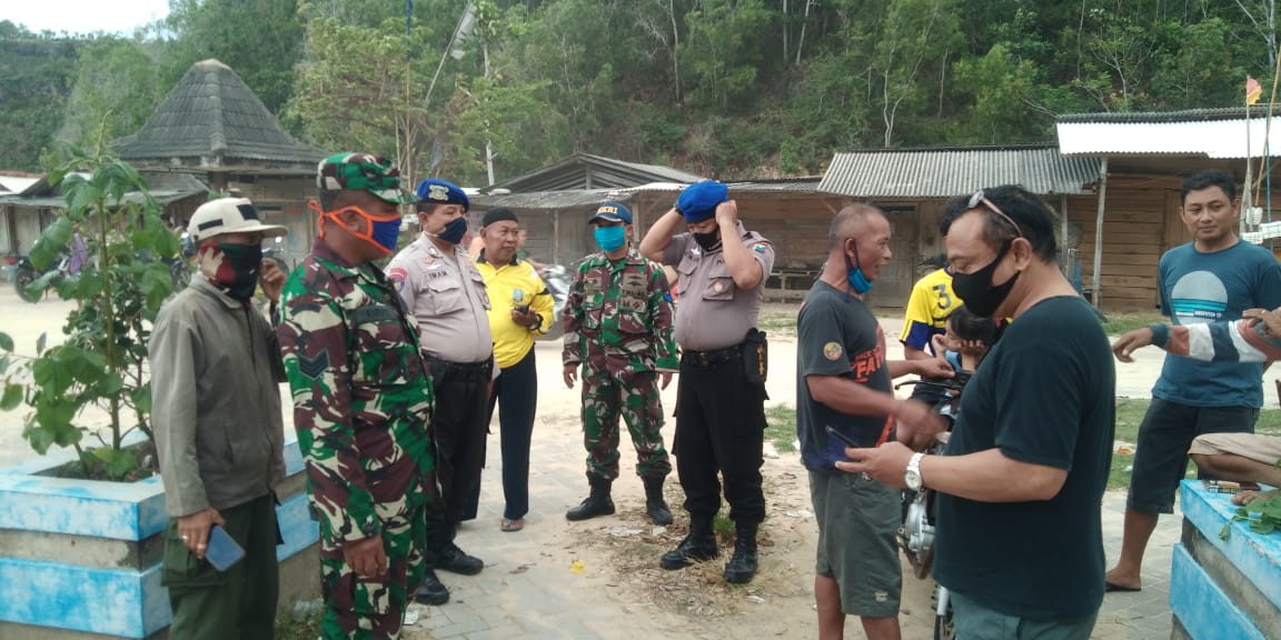 Satu Keluarga Mancing Mania Disapu Ombak, Hanya Anak yang Selamat