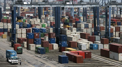 April, Neraca Perdagangan Defisit 350 Juta USD