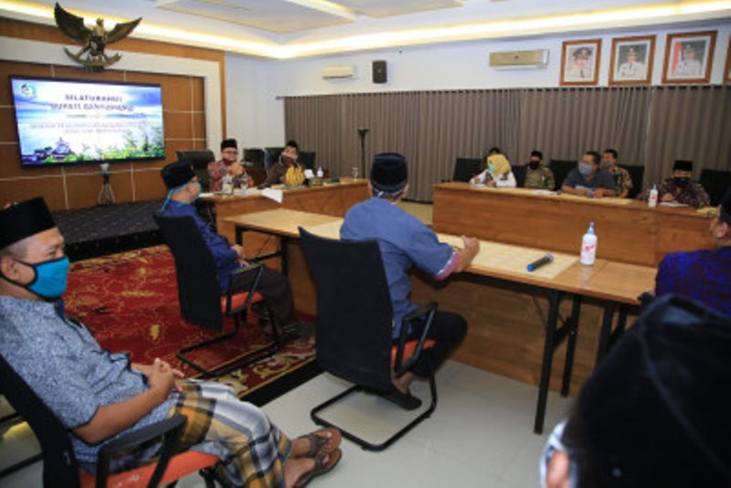 Bupati Banyuwangi Bahas Skema New Normal Bidang Keagamaan Bersama PCNU