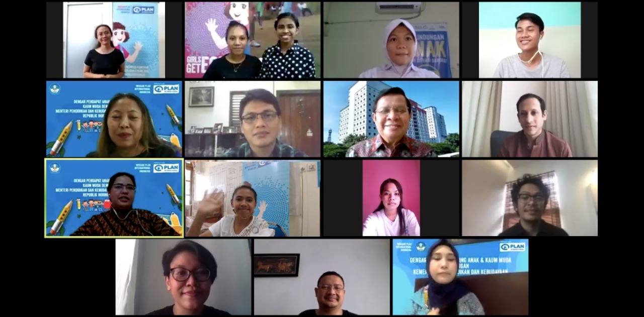 Mendikbud Disambati Pelajar Akses Internet yang Terbatas