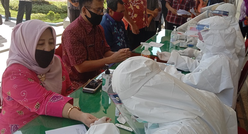 134 Pegawai Bakorwil Bojonegoro Jalani Rapid Tes