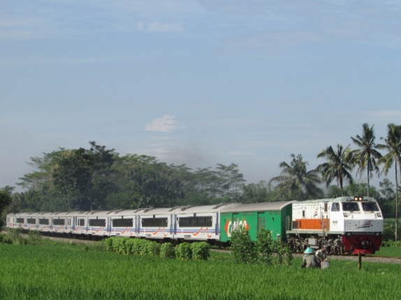 Penumpang KA Wajib Tes Bebas Covid dengan Masa Berlaku 14 Hari