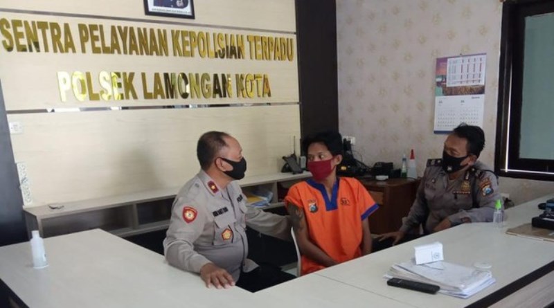 Cemburu Bonceng 2 Wanita Pemandu Lagu, Pria di Lamongan Hajar Jukir