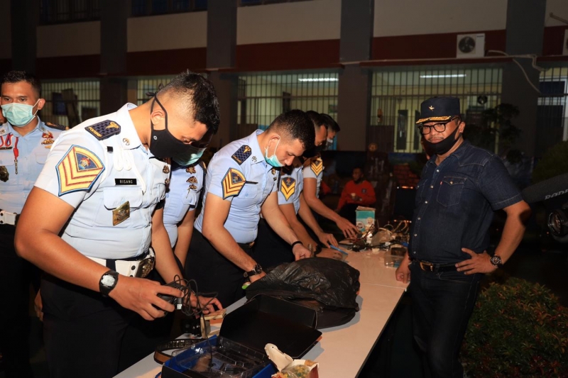Kepala Kanwil Jatim Geledah Lapas Pemuda Madiun