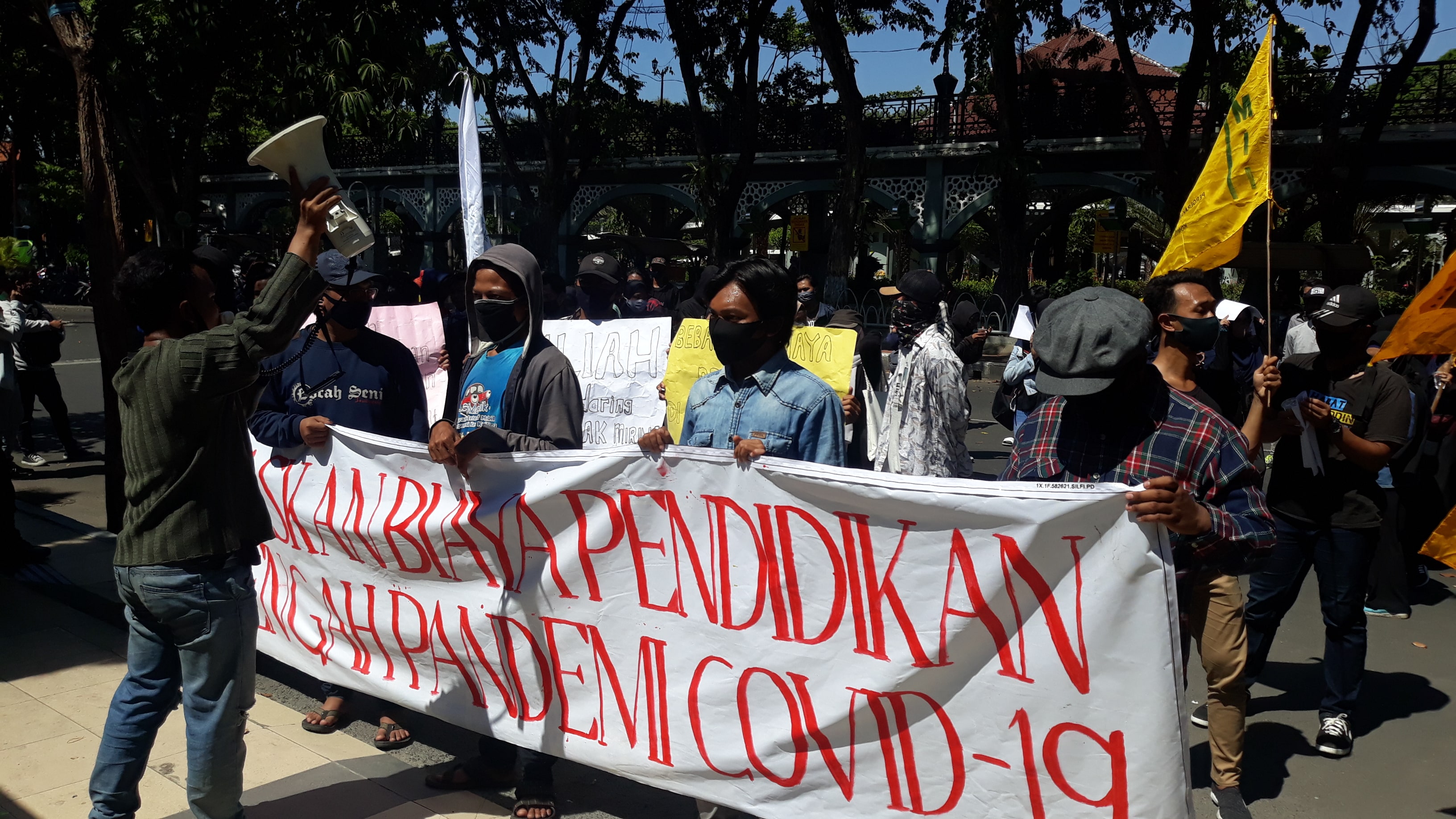 Terdampak Covid-19, Mahasiswa Tuntut Gratiskan Kuliah