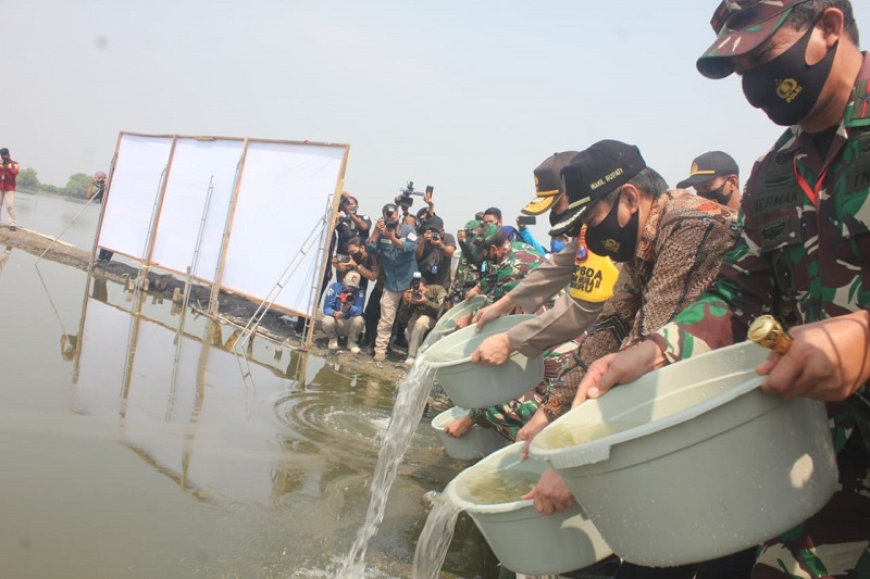 Melalui Virtual, Pangdam dan Kapolda Jatim Ditanyai Panglima TNI Soal Kampung Tangguh