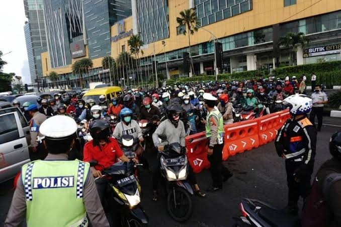 Bisa Naik ke Merah Lagi, Zona Orange Tidak Jamin Aman