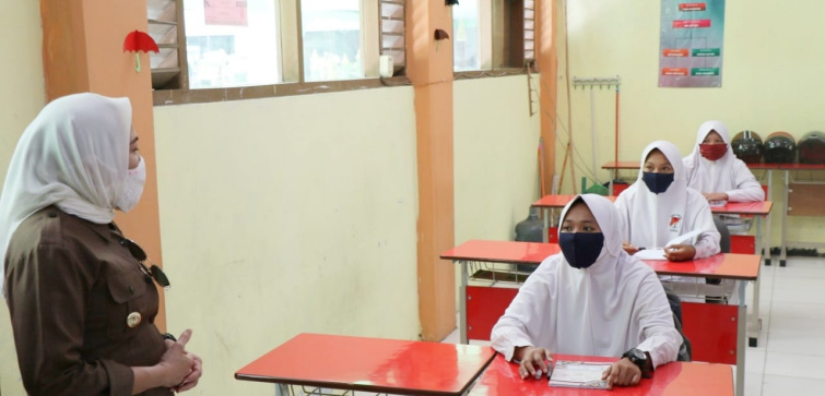 KBM Tatap Muka, Komisi E Jatim Minta Hapus Jam Istirahat