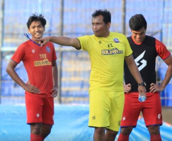 Arema Hanya Mencari Satu Pemain Asing Pengganti