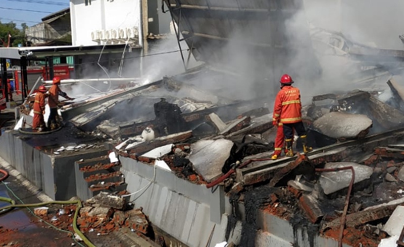 Popok Bayi Segudang di Karangploso Malang Jadi Gosong